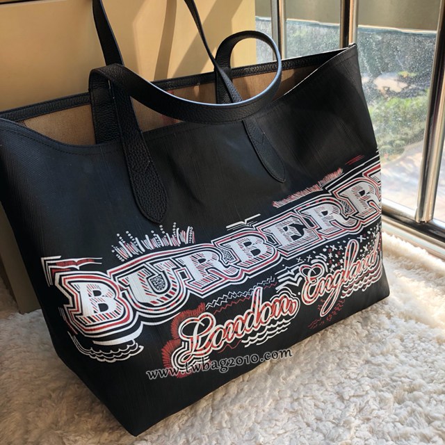 Burberry專門店新款雙面兩用托特包 巴寶莉塗鴉圖案手提購物袋 yxb1358